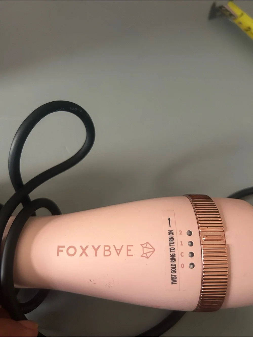 Rotating Hot Air Styling Brush in Rose Gold Pink